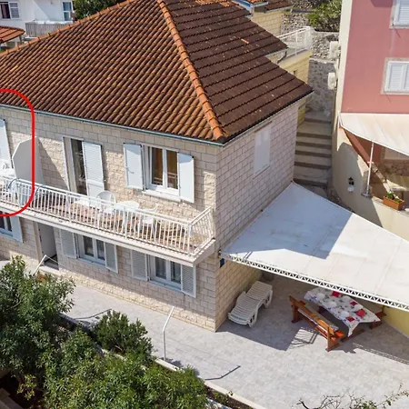 Siri, 1 Min Walk To The Appartamento