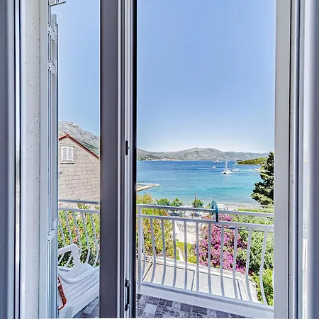 Siri, 1 Min Walk To The Apartamento Korčula