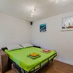 Apartman Siri, 1 Min Walk To The