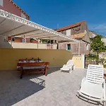 Siri, 1 Min Walk To The Apartman Korcula Town