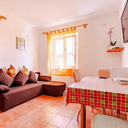 Appartement Siri, 1 Min Walk To The Korčula