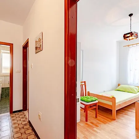 Apartman Siri, 1 Min Walk To The