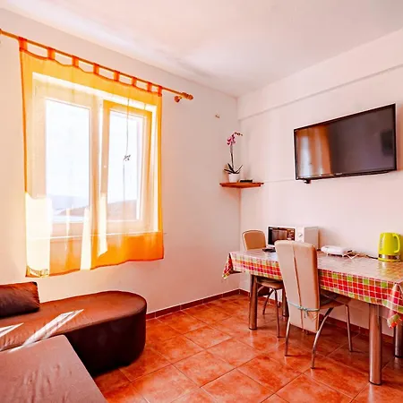 Apartman Siri, 1 Min Walk To The