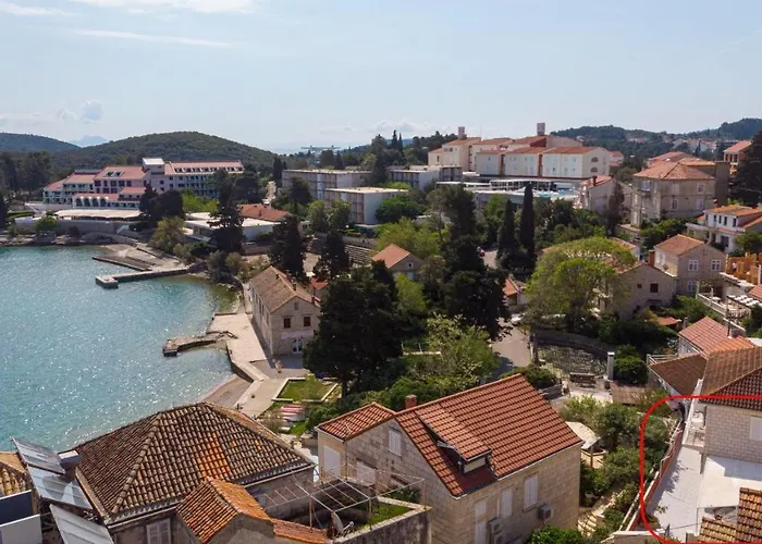 Siri, 1 Min Walk To The * Korčula