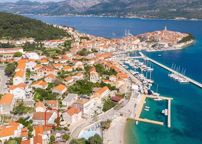 Siri, 1 Min Walk To The * Korčula