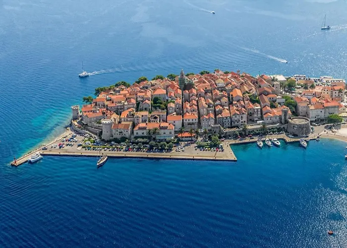 Siri, 1 Min Walk To The * Korčula