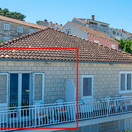 Siri, 1 Min Walk To The * Korcula Town